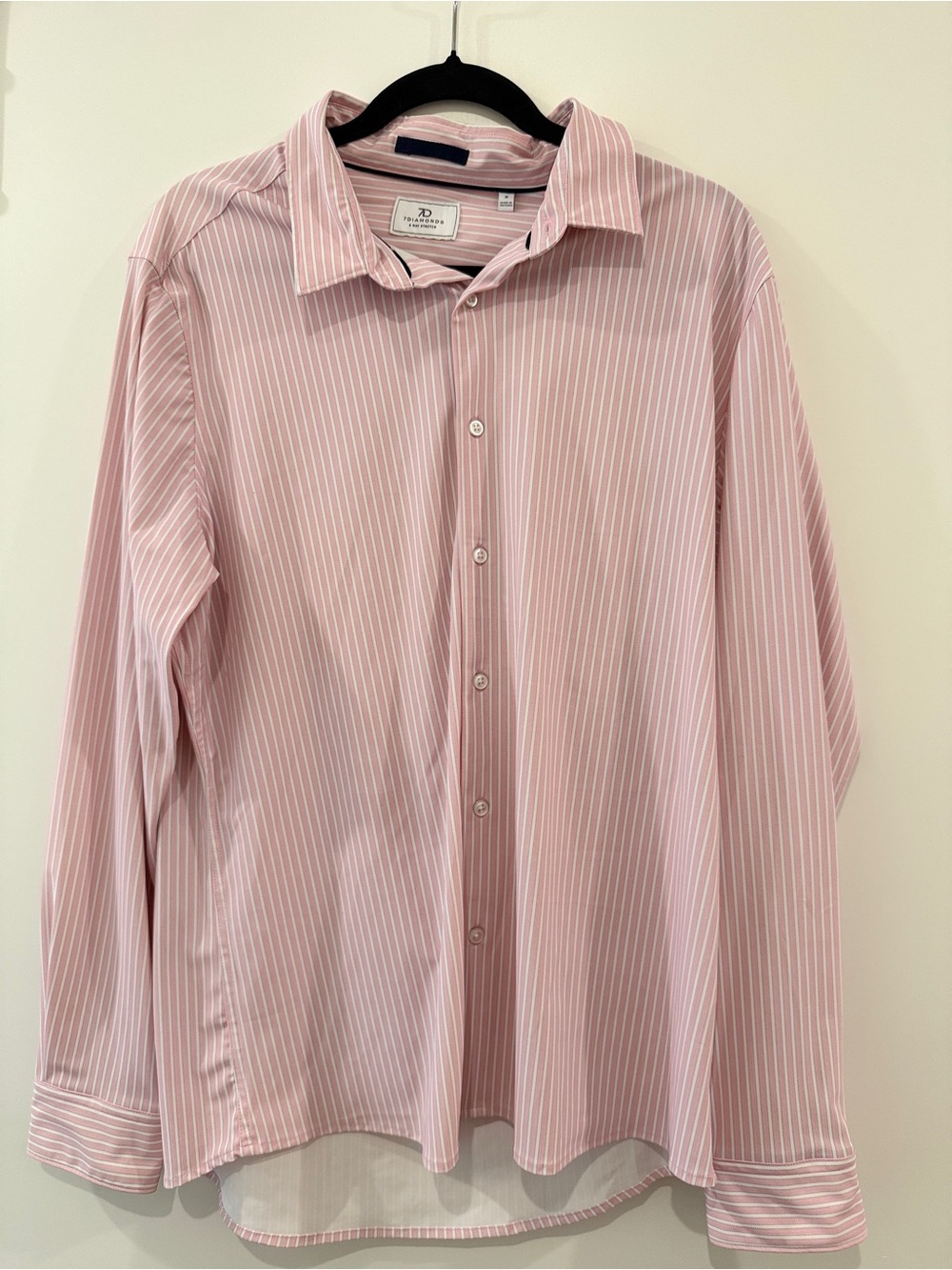 7 Diamonds Men's Pink and White Pinstripe Dress Shirt